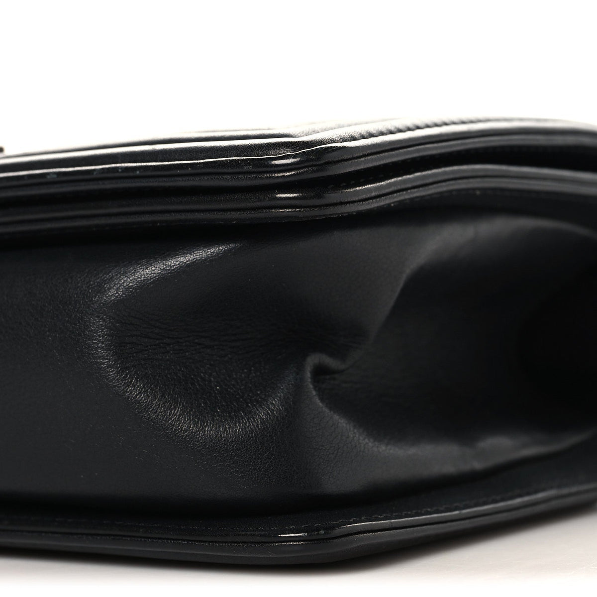 Lambskin Braided Woven Medium Boy Flap Black