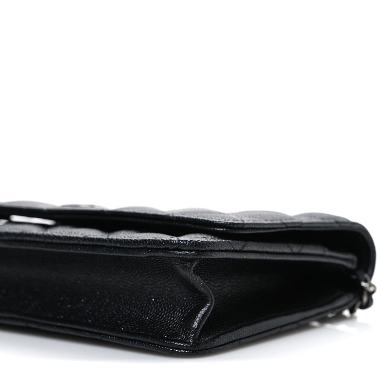 Iridescent Caviar Quilted Wallet on Chain WOC Black