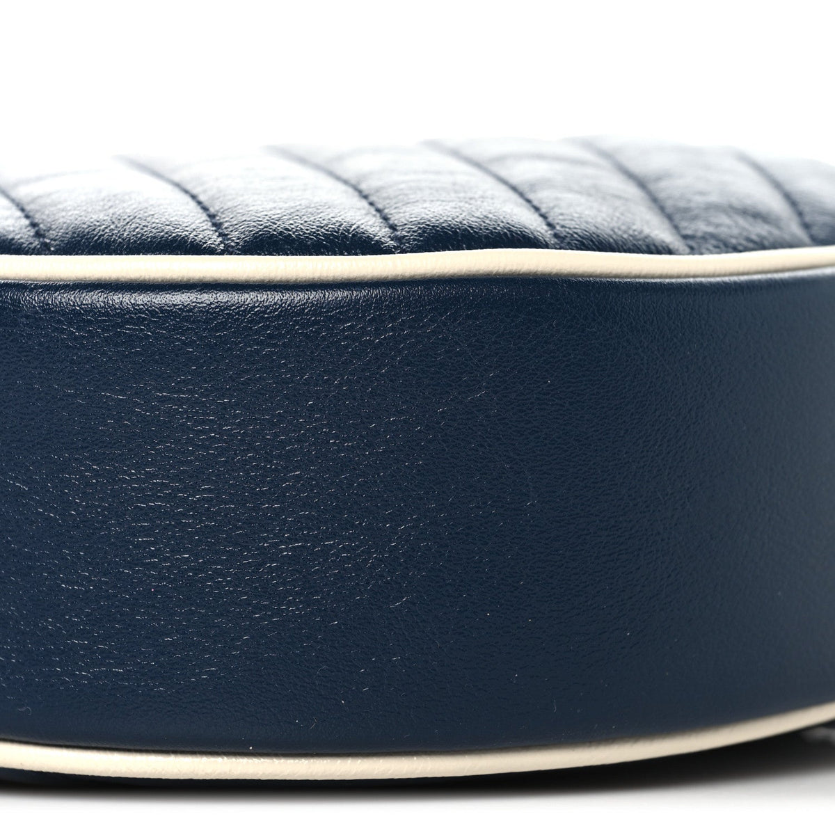 Azalea Calfskin Matelasse Diagonal Mini Torchon GG Marmont Round Shoulder Bag Blue Agata Mystic White