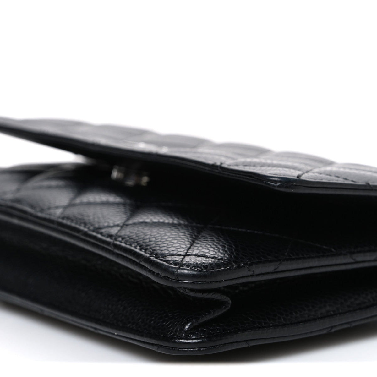 Caviar Quilted Wallet on Chain WOC Black