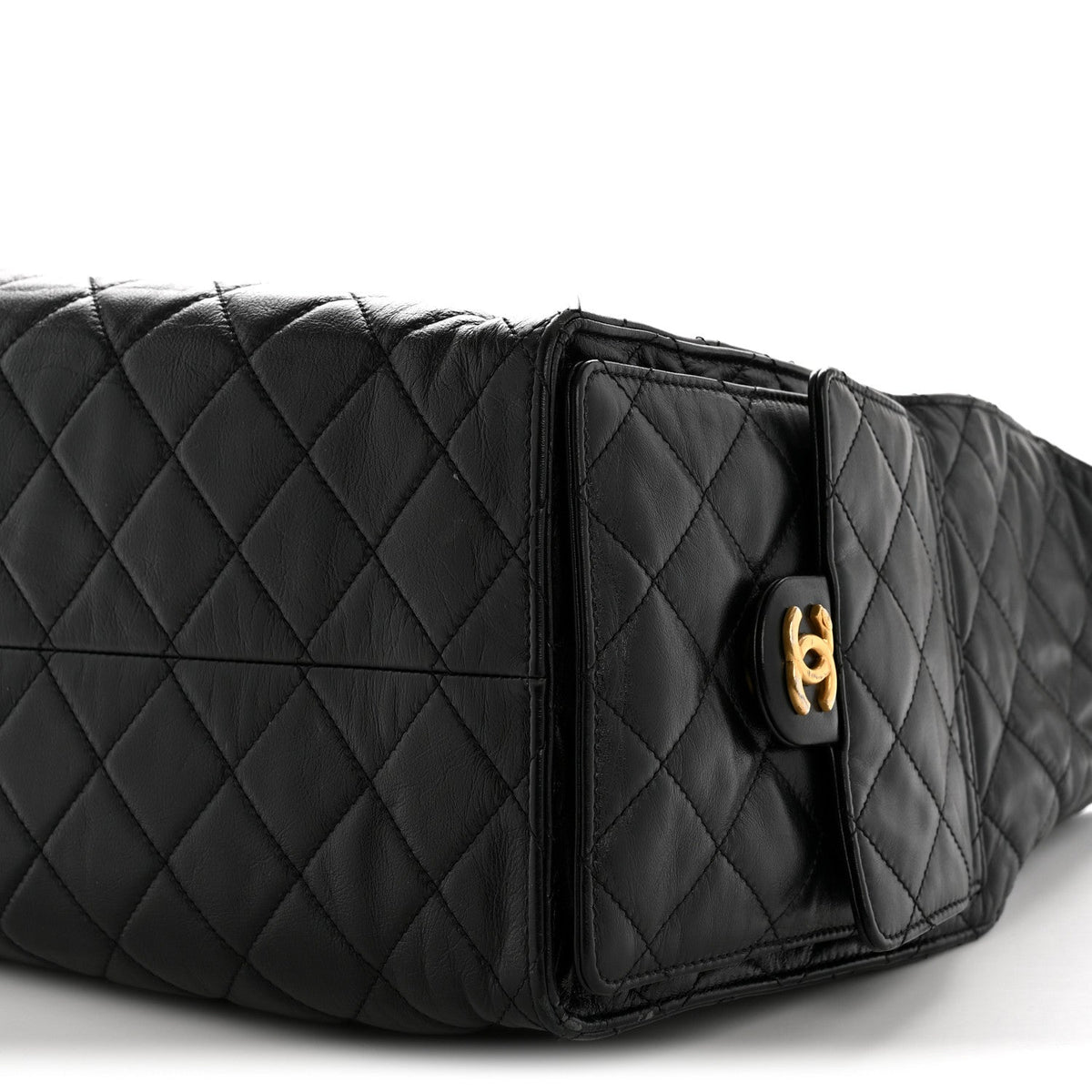 Shiny Crumpled Calfskin Quilted Medium Chanel 25 Handbag Black