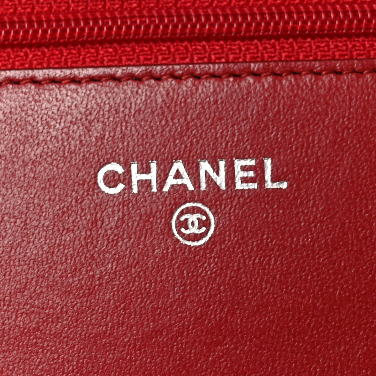 Lambskin Quilted Wallet On Chain WOC Red