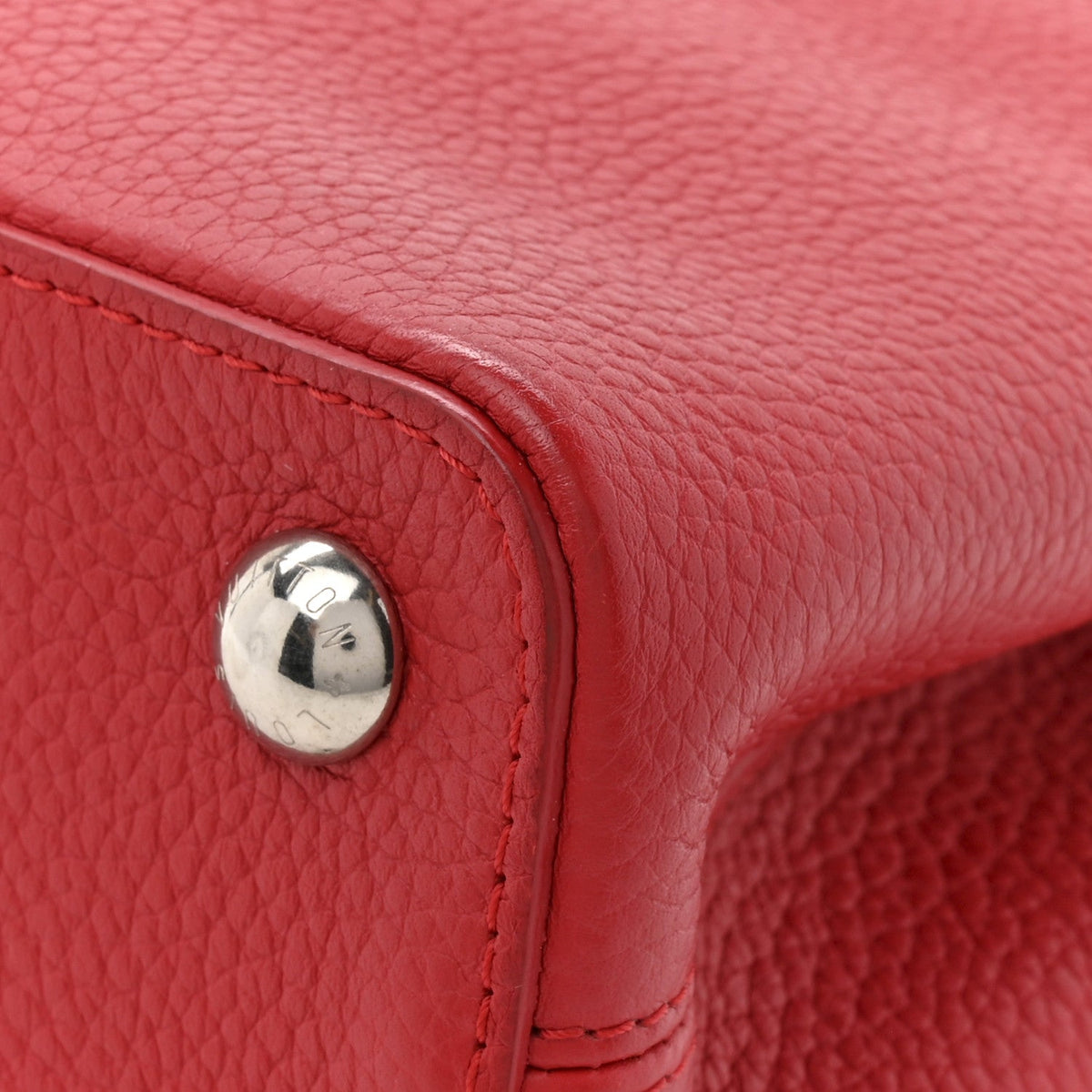 Taurillon Capucines BB Scarlet Red