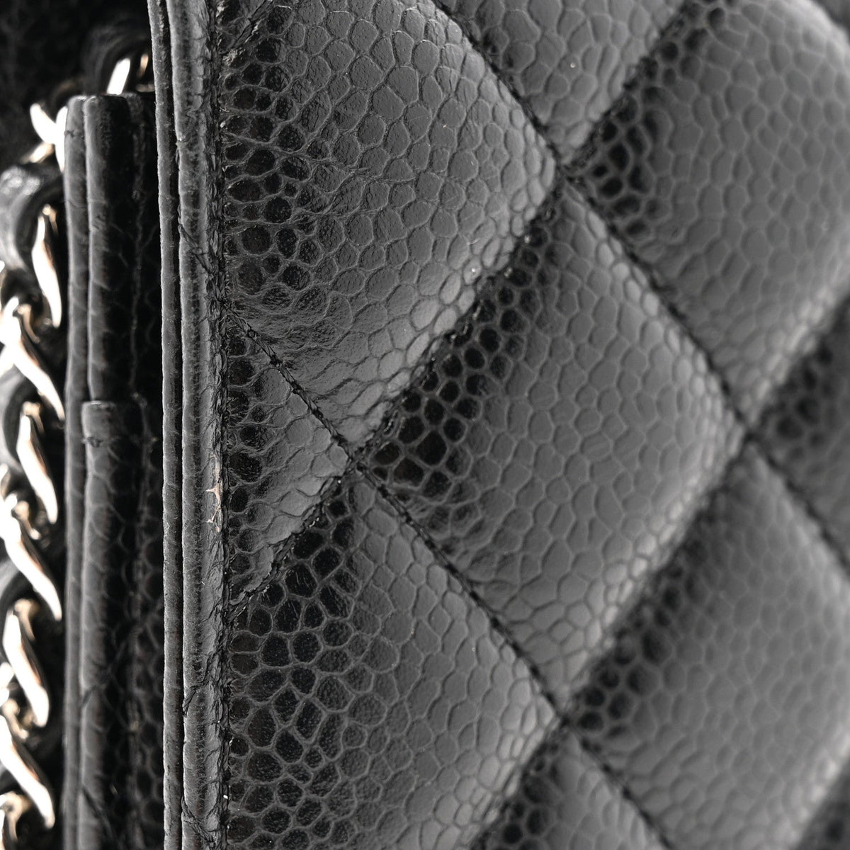 Caviar Quilted Wallet on Chain WOC Black