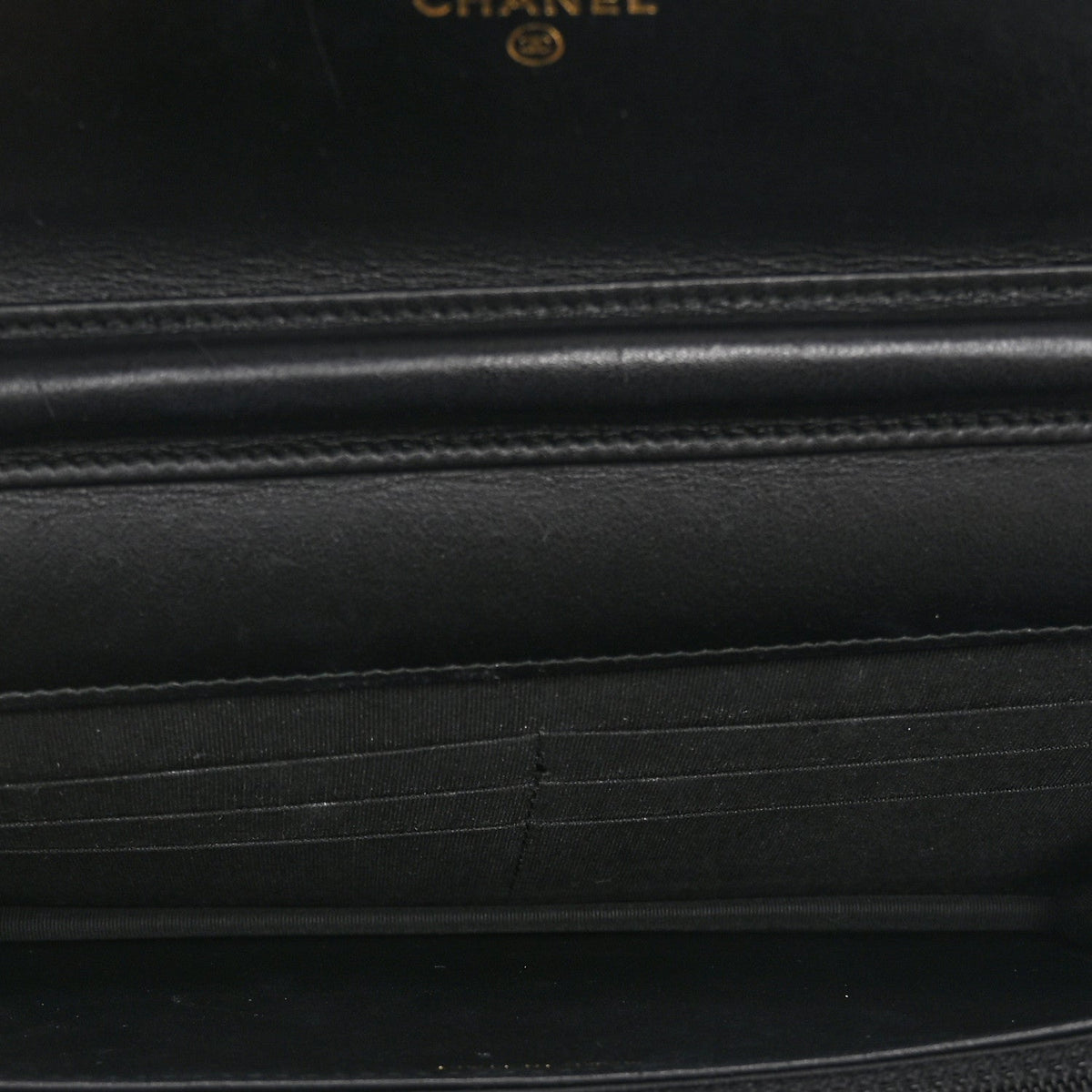 Caviar Quilted CC Filigree Wallet On Chain WOC Black
