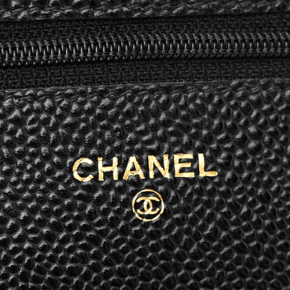 Caviar Quilted Wallet on Chain WOC Black