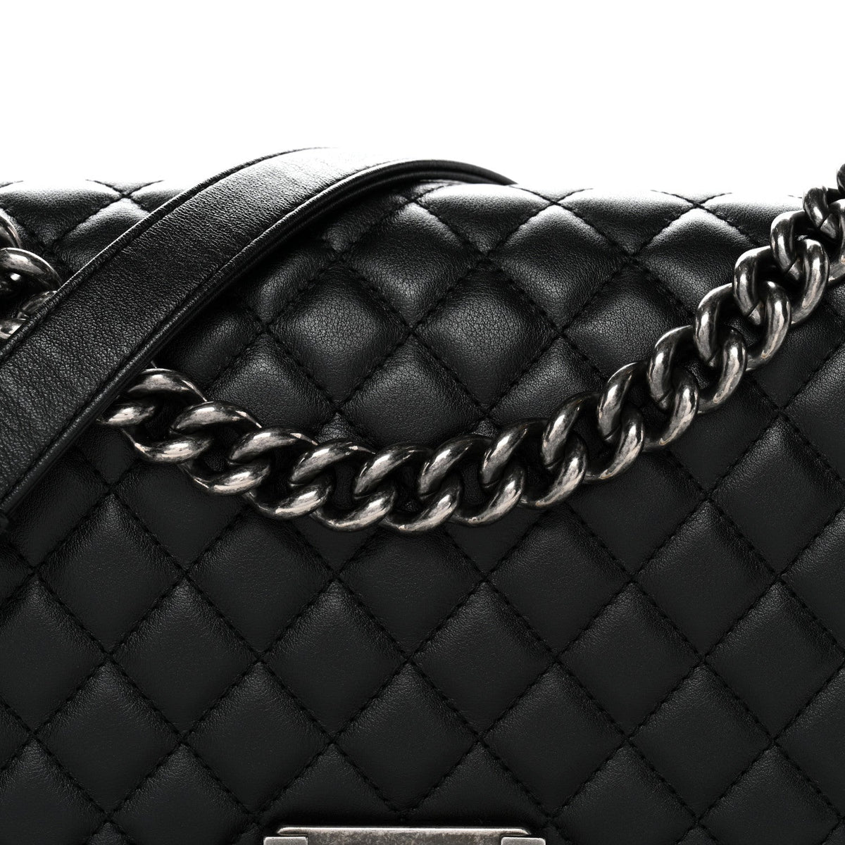 Lambskin Quilted Medium Boy Flap Black
