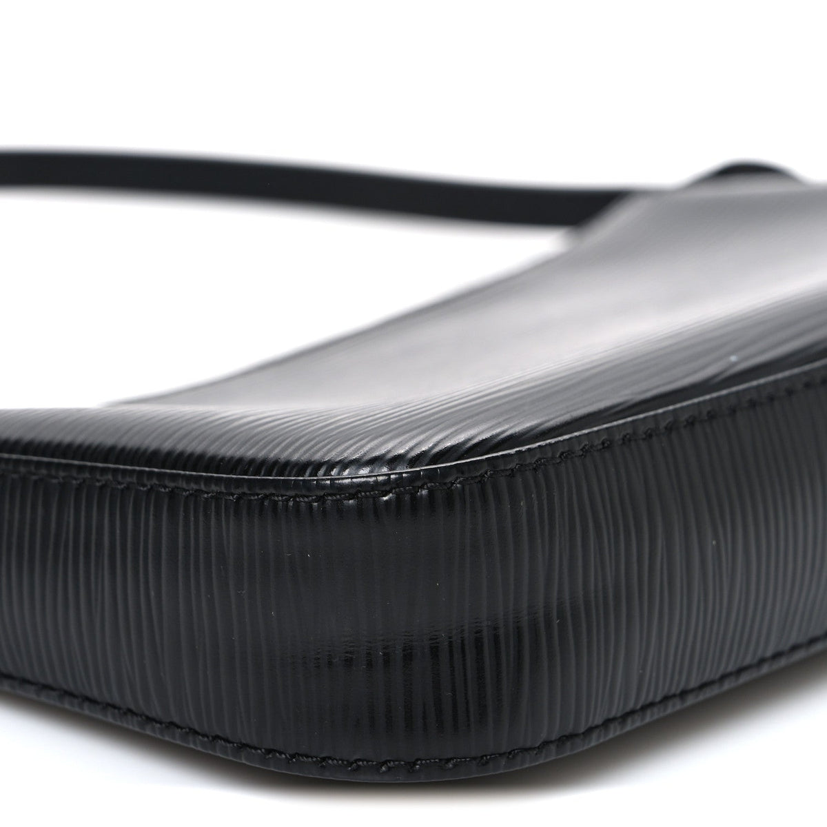 Epi Pochette Accessories NM Black