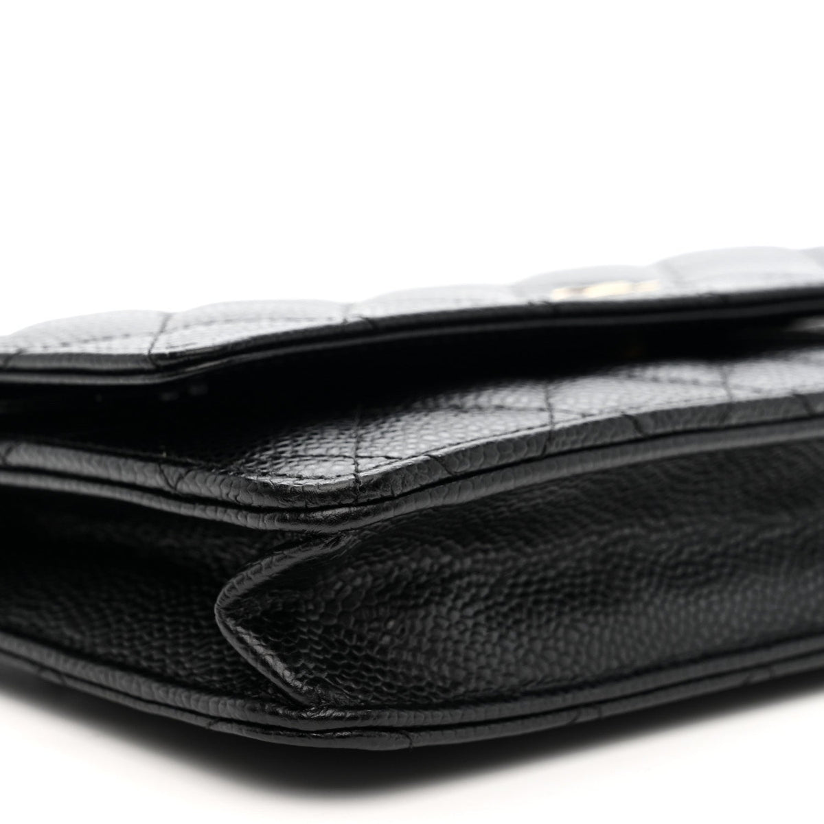 Caviar Quilted Wallet on Chain WOC Black