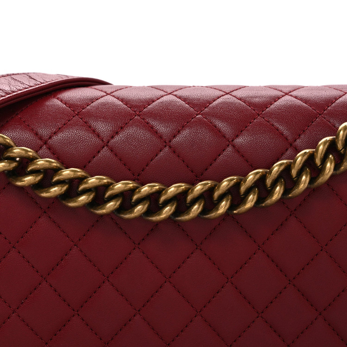 Lambskin Quilted New Medium Boy Flap Red