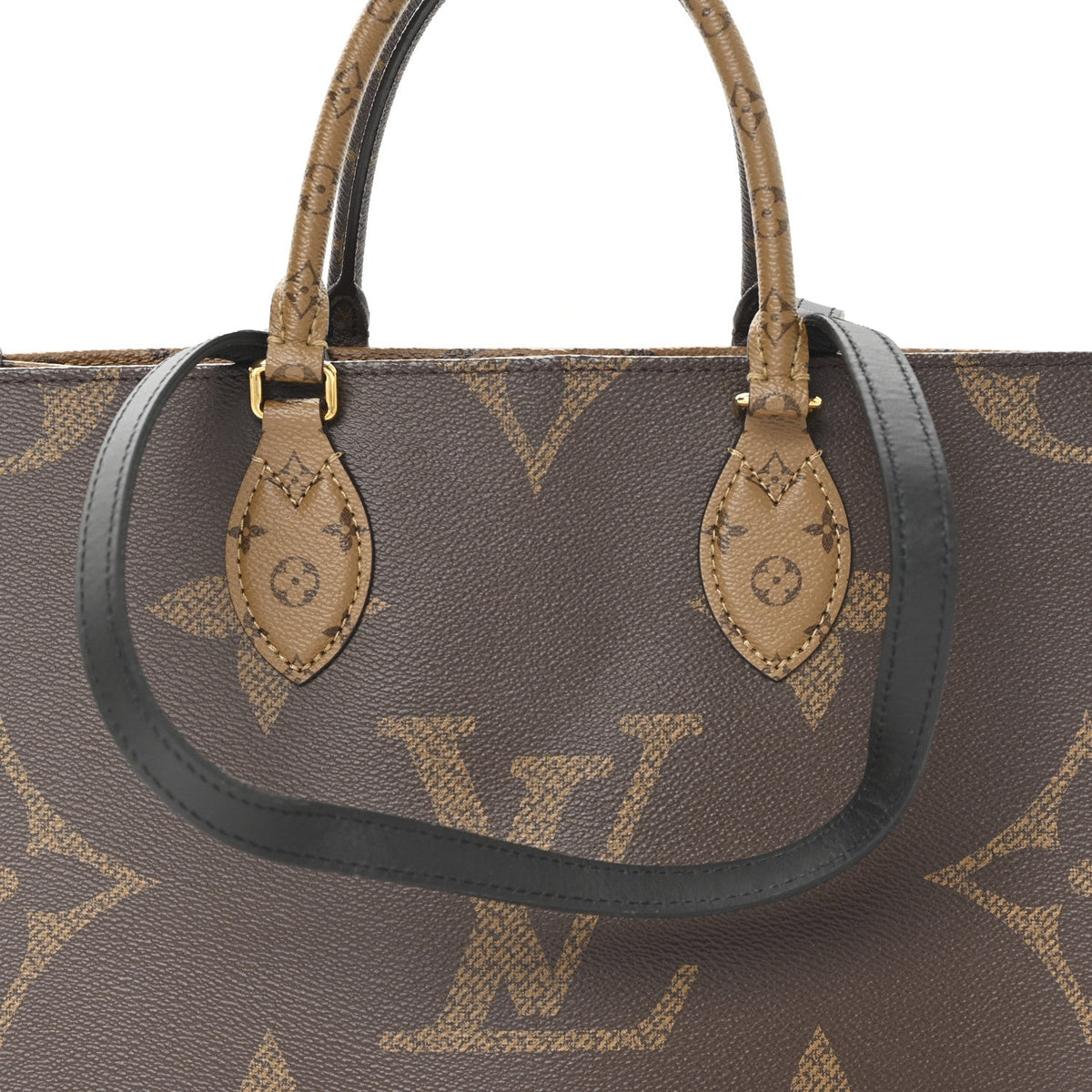 Reverse Monogram Giant Onthego MM