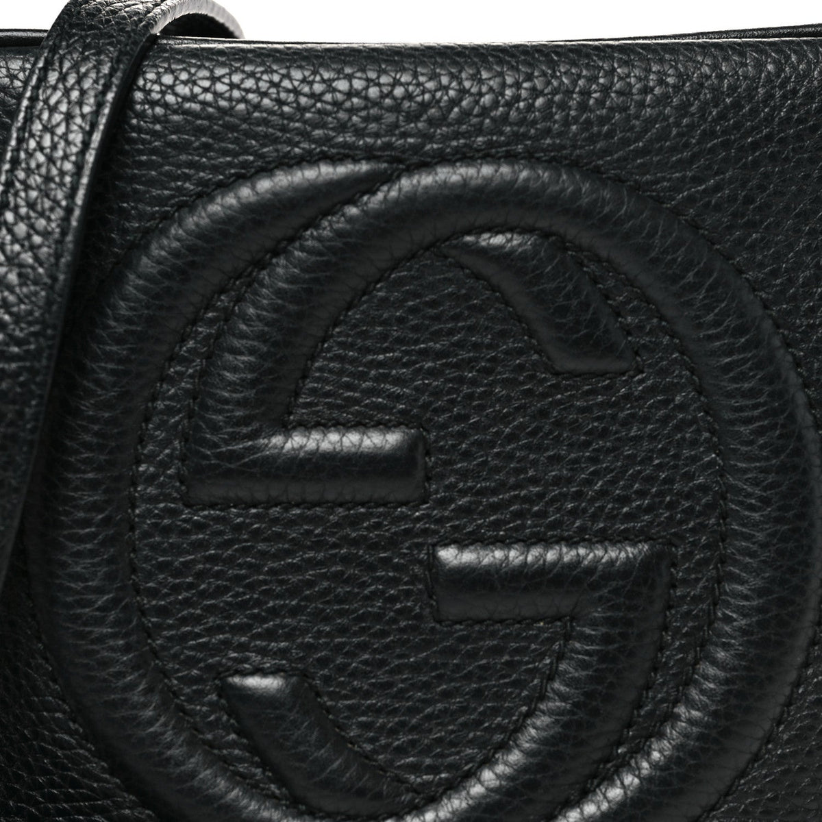 Pebbled Calfskin Small Soho Disco Bag Black
