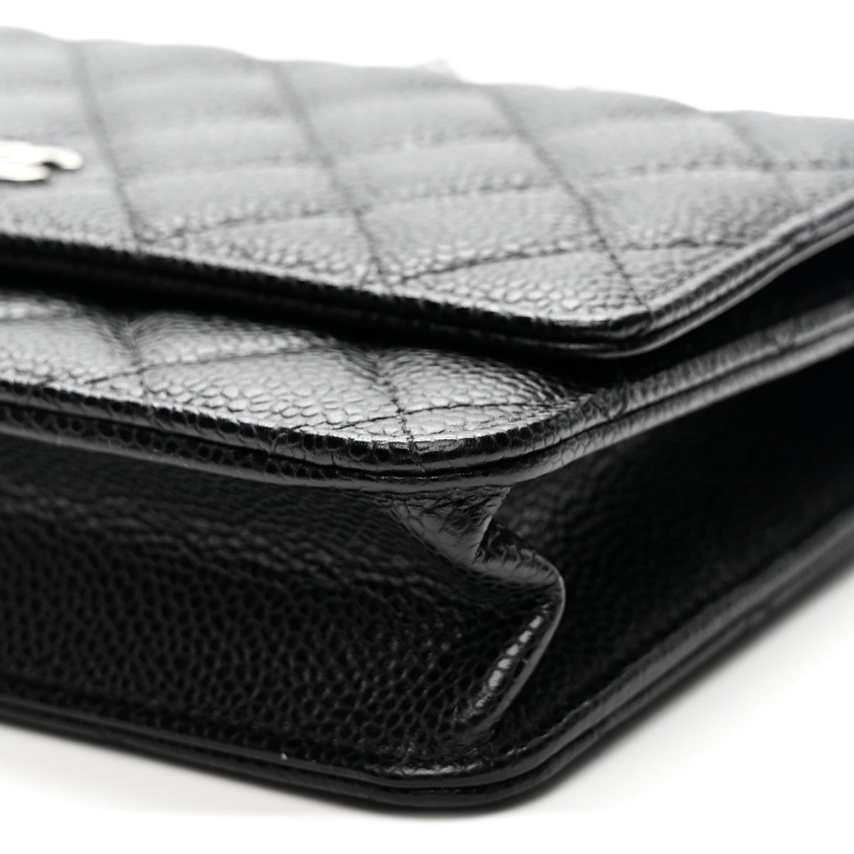 Caviar Quilted Wallet on Chain WOC Black