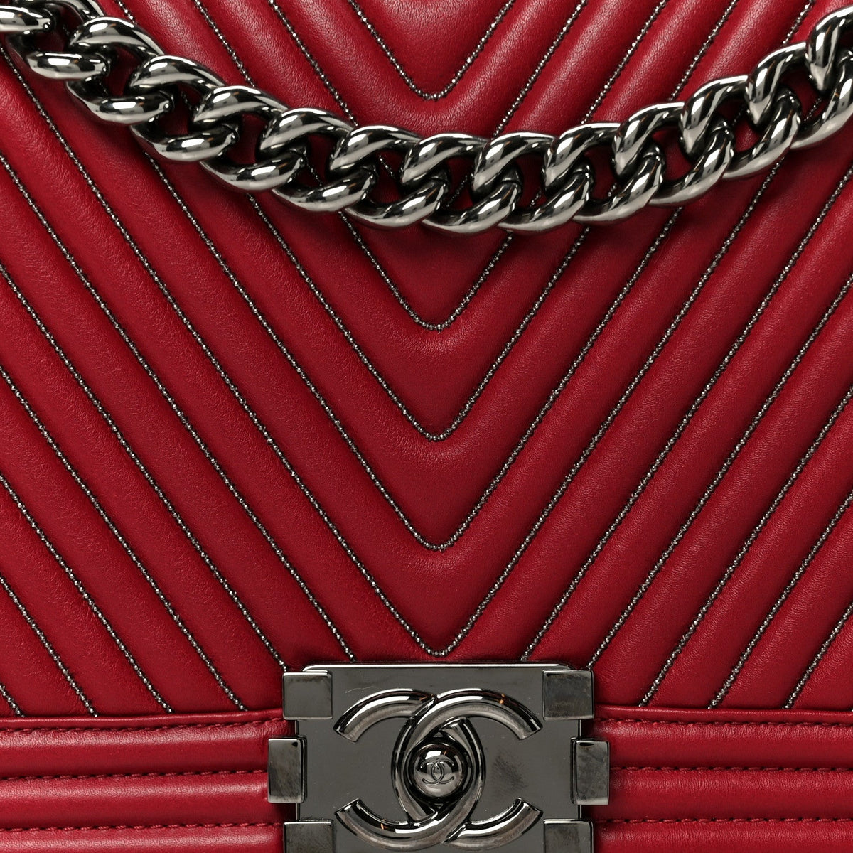 Calfskin Chevron Quilted Large Chain Boy Flap Red