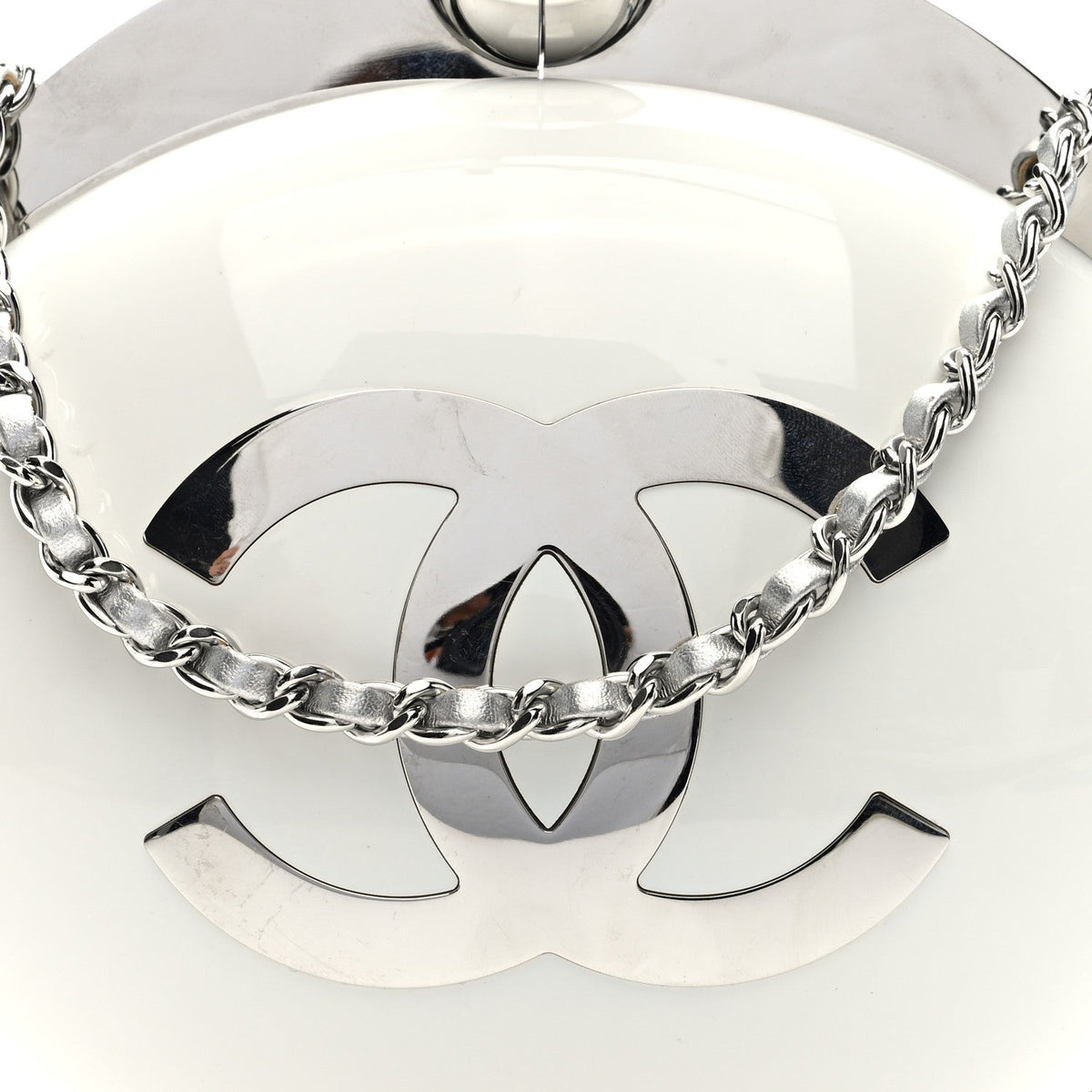 Resin CC Evening On The Moon Minaudiere White