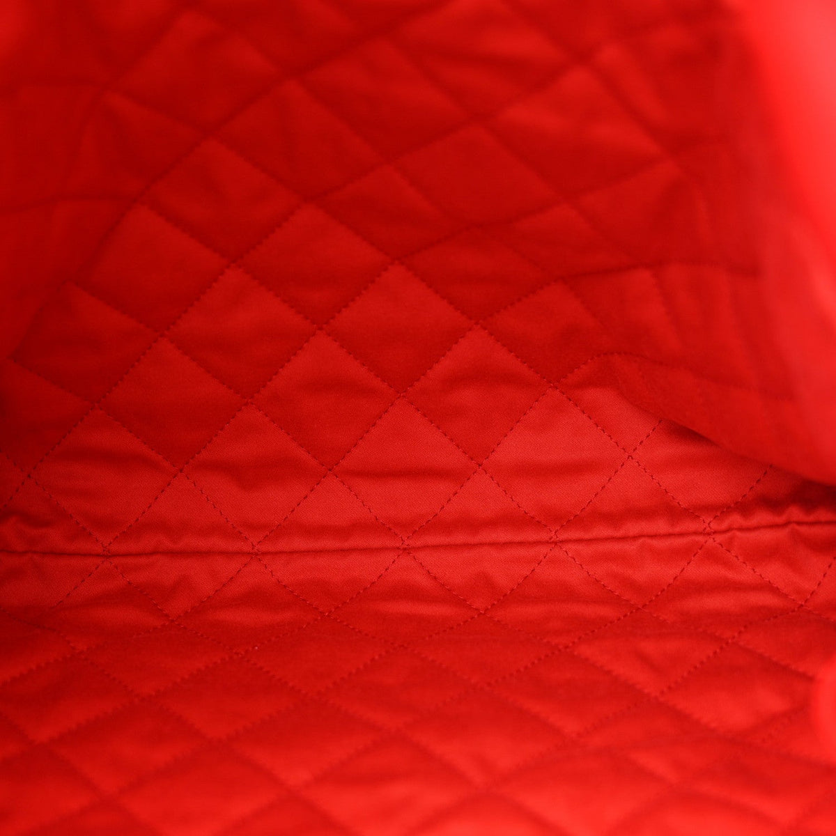 Shiny Calfskin Stitched Quilted Small Chanel 22 Red