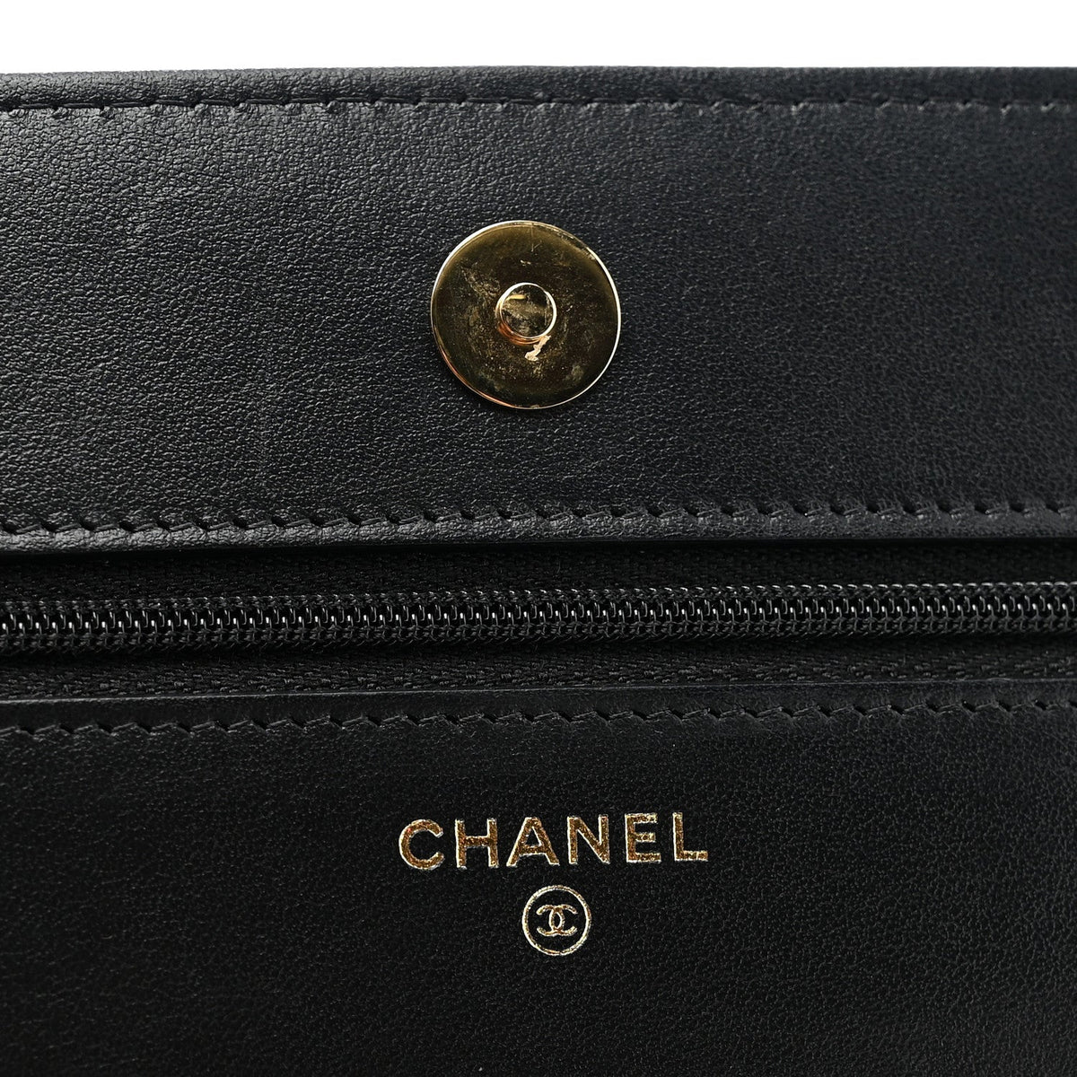 Lambskin Quilted Twisted CC Wallet On Chain WOC Black