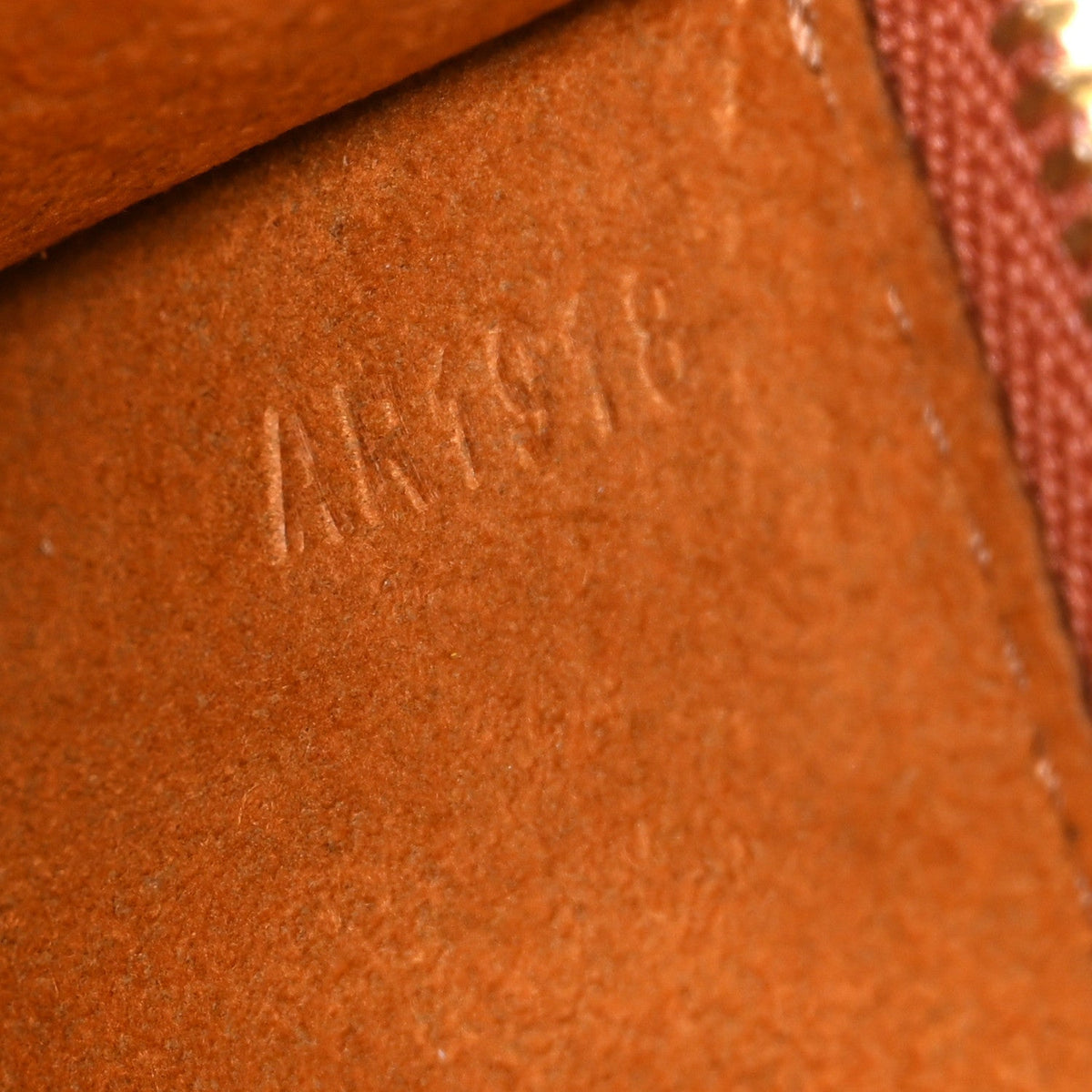 Epi Pochette Accessories 24 Cipango