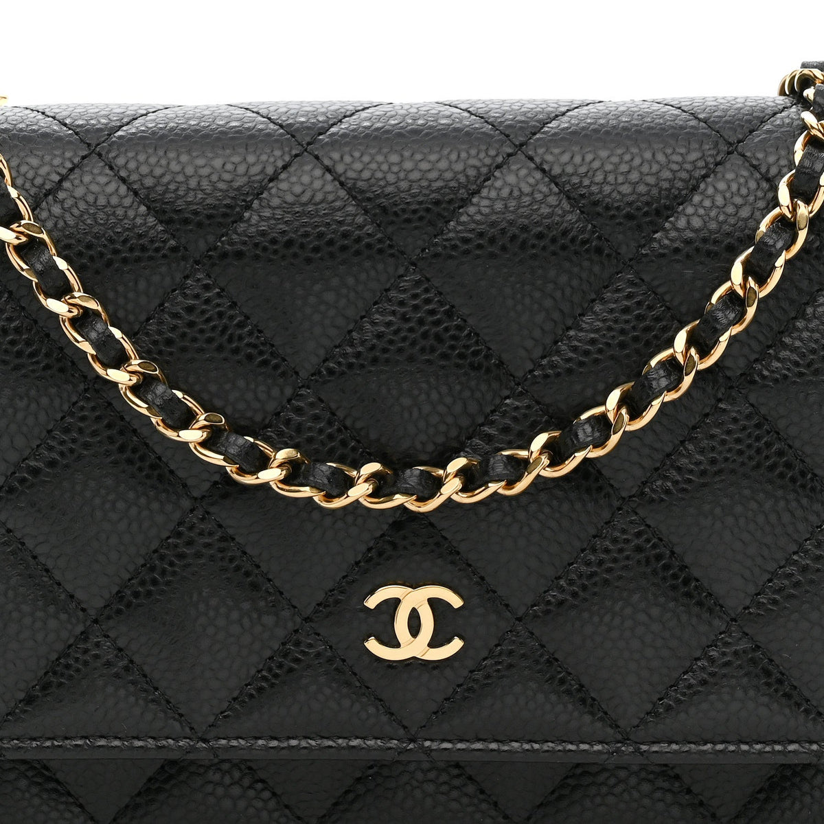 Caviar Quilted Wallet on Chain WOC Black