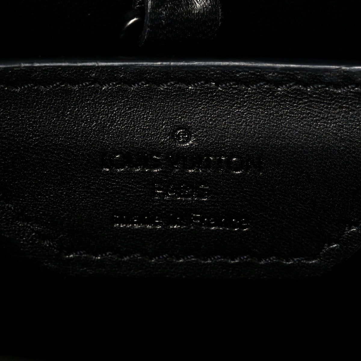 Taurillon Capucines BB Matte Black