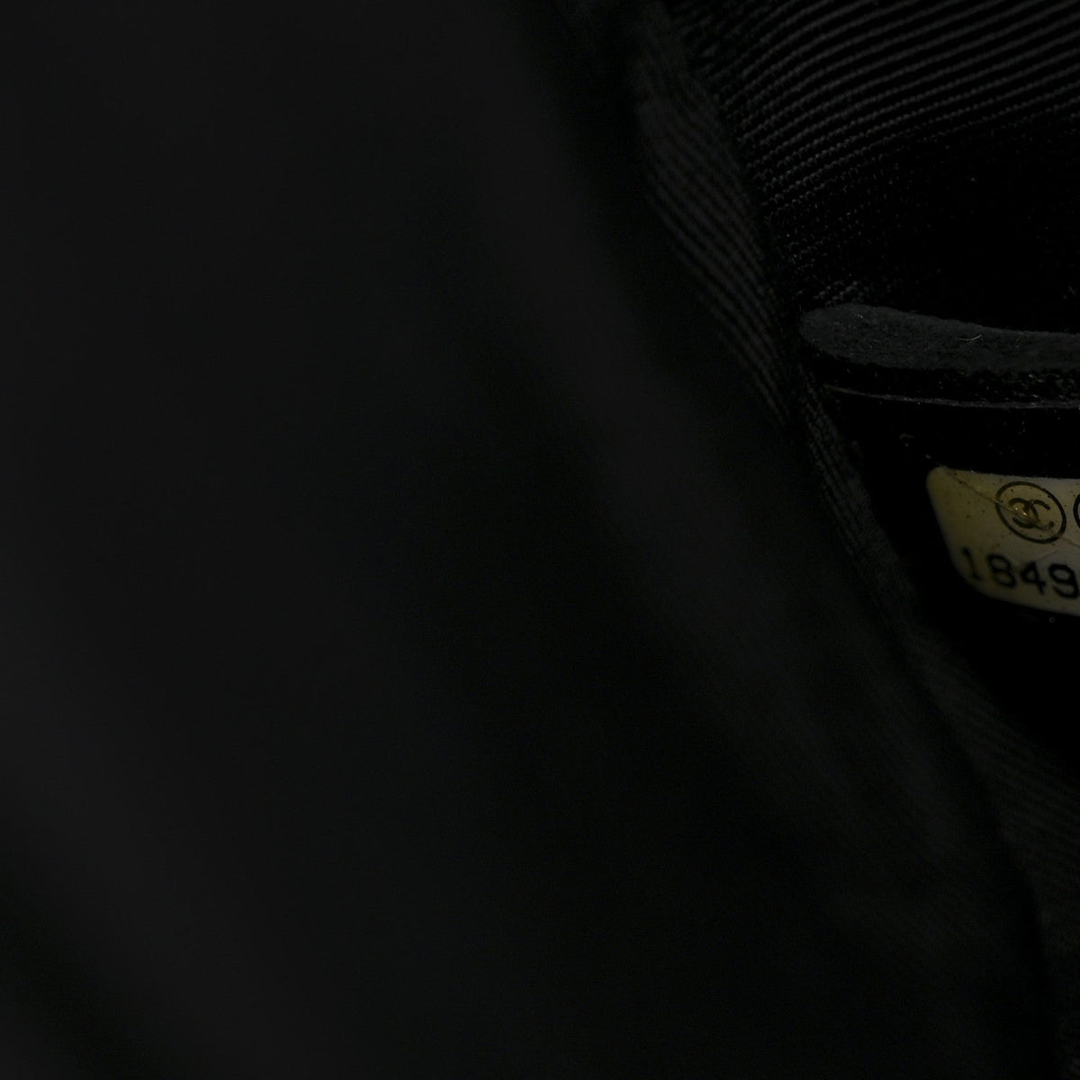 Calfskin Embossed Stitch Large Boy Flap Black