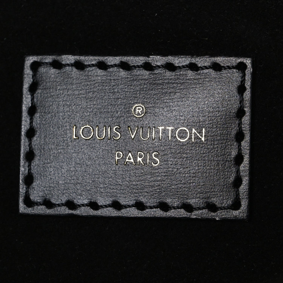 Reverse Monogram Pochette Metis
