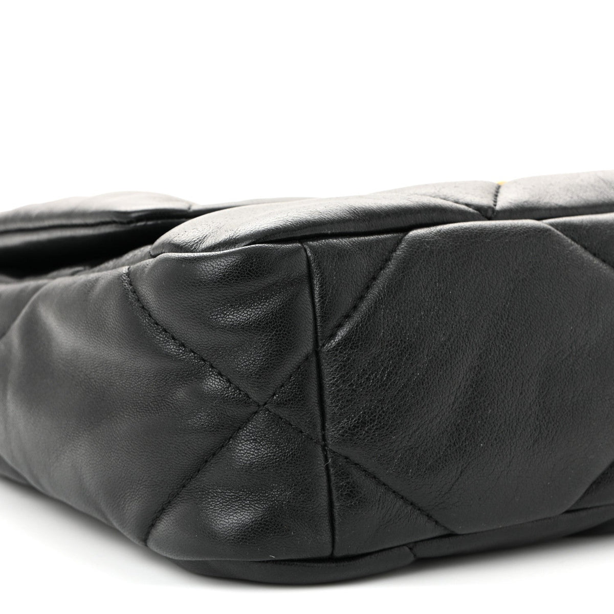 Lambskin Quilted Medium Chanel 19 Flap Black