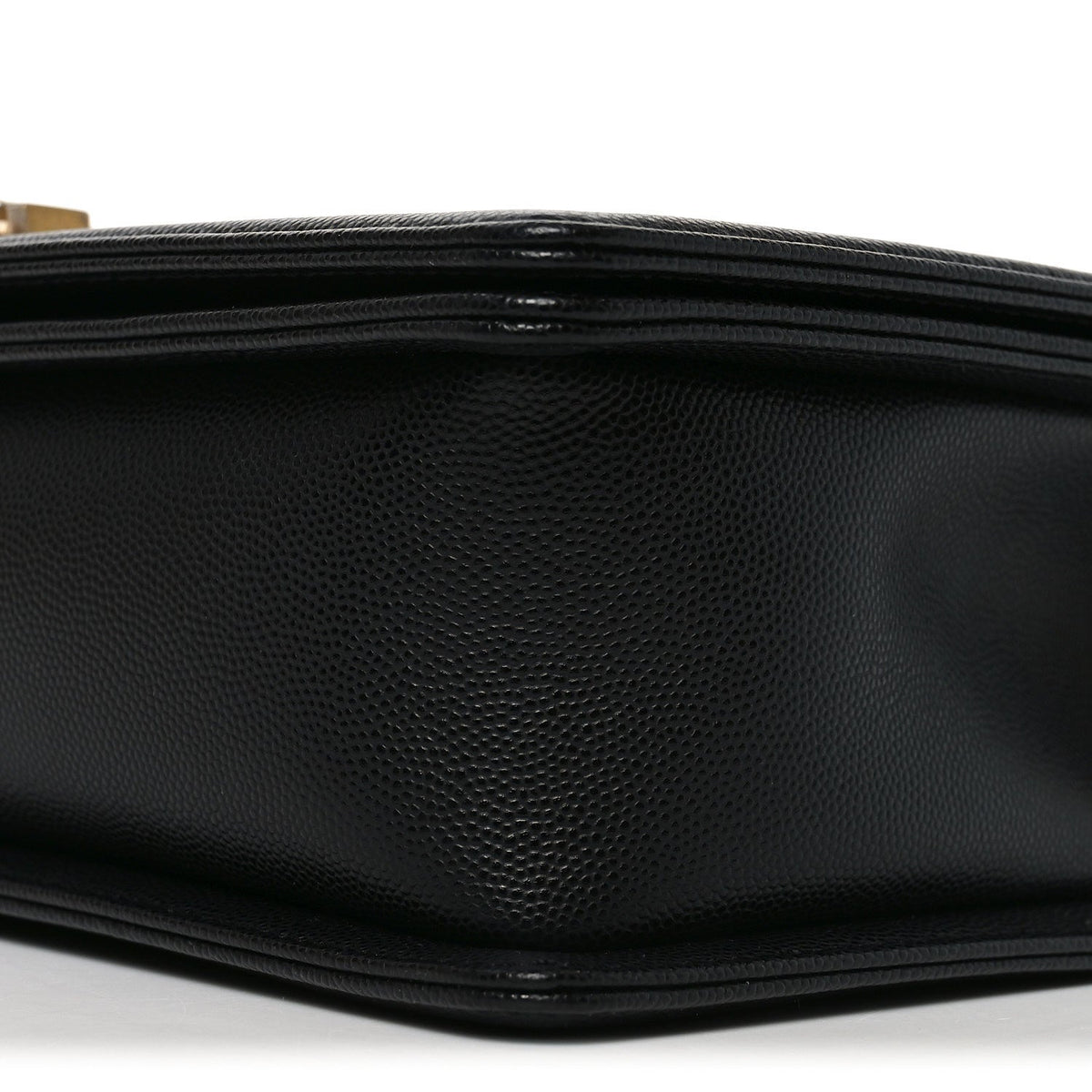Caviar Quilted New Medium Boy Flap Black