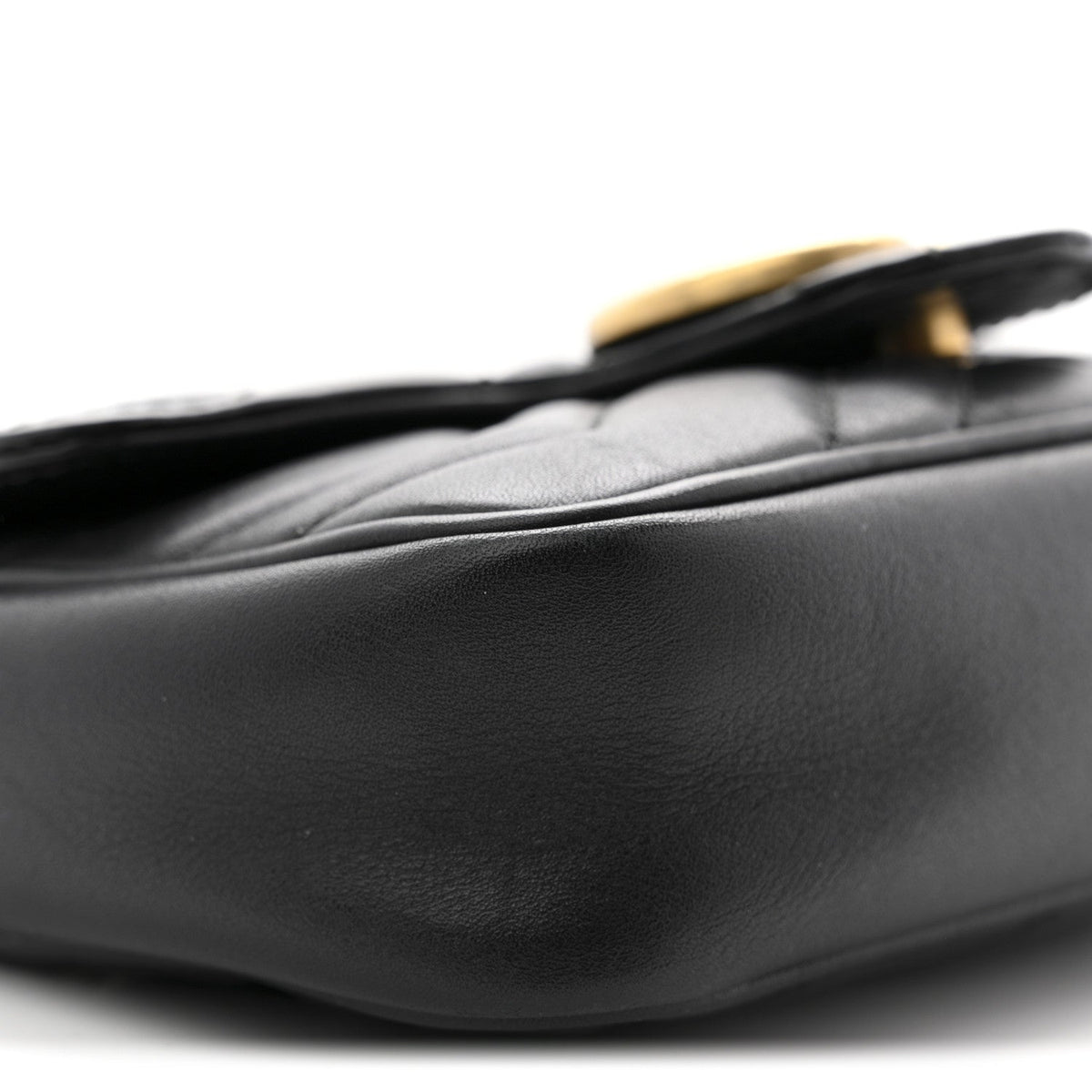Calfskin Matelasse Super Mini GG Marmont Shoulder Bag Black