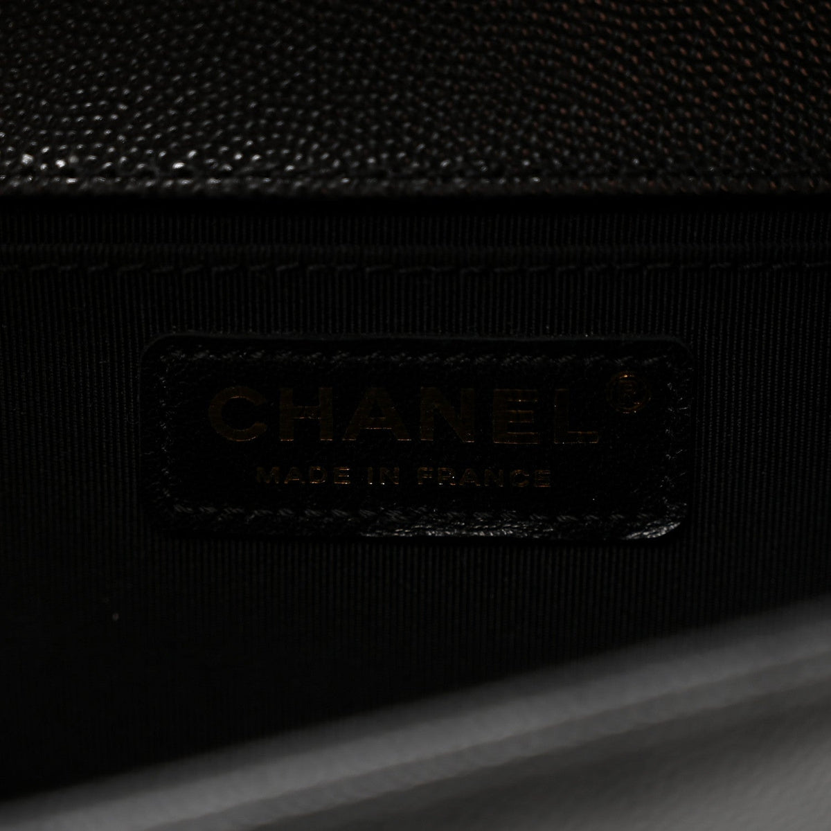 Caviar Quilted Medium Boy Flap Black