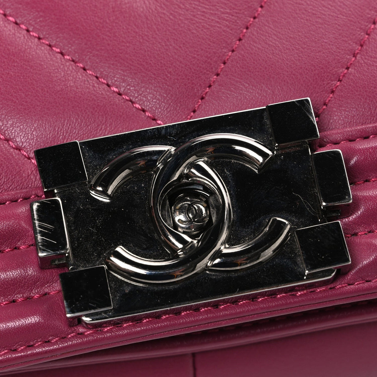 Lambskin Chevron Quilted Medium Boy Flap Dark Pink