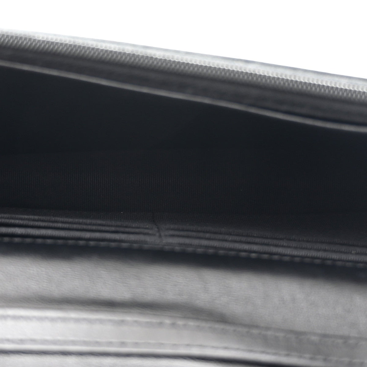 Lambskin Resin Quilted Wallet On Chain WOC Black