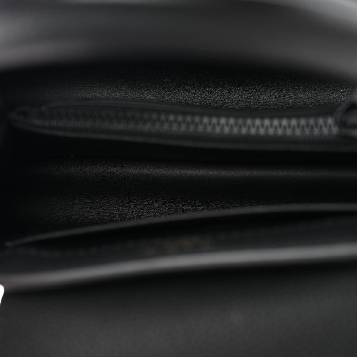 Matte Taurillon Capucines East West Mini All Black