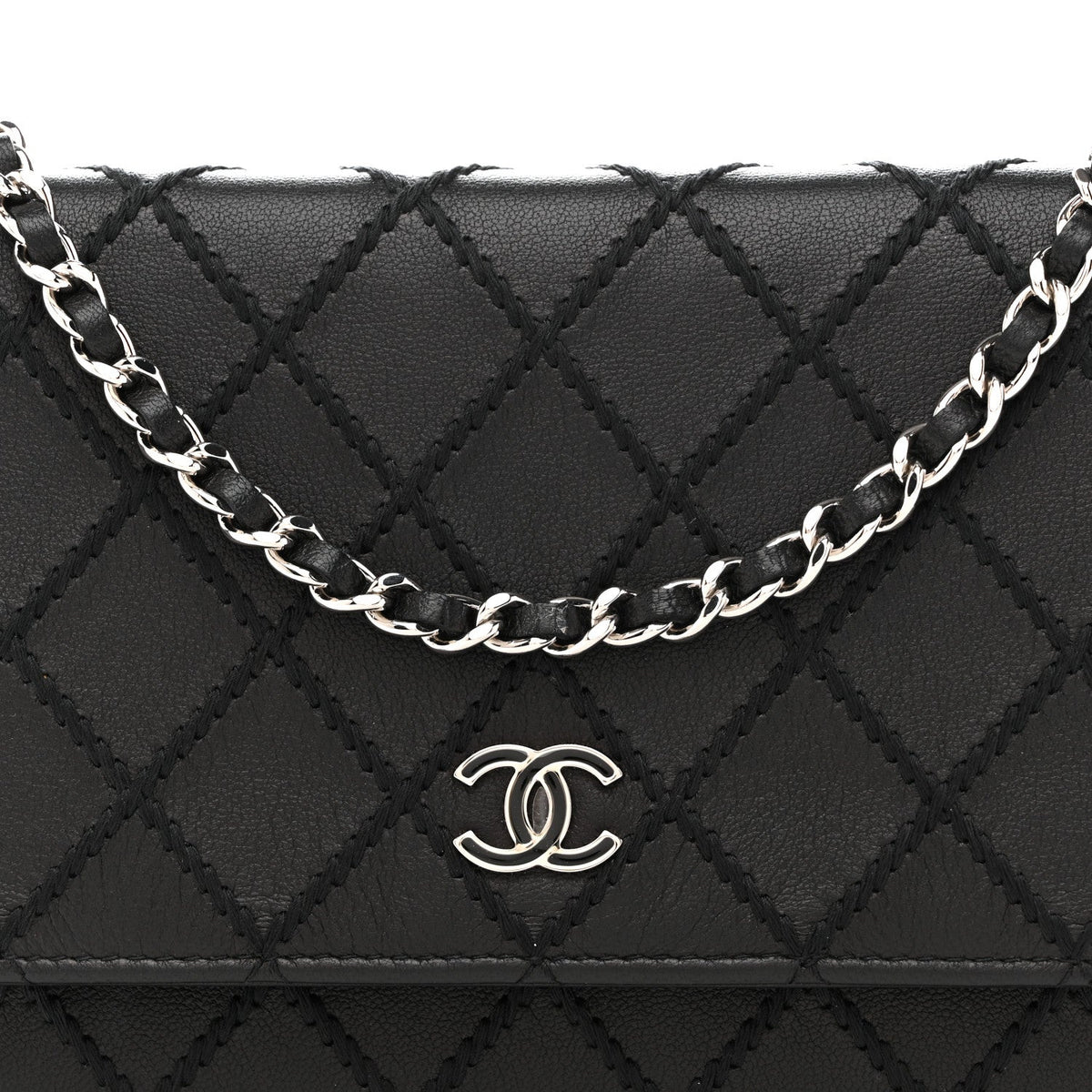 Calfskin Whipstitch Wallet On Chain WOC Black