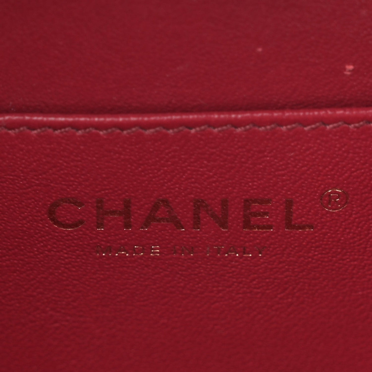 Caviar Quilted CC North South Filigree Vanity Case Black