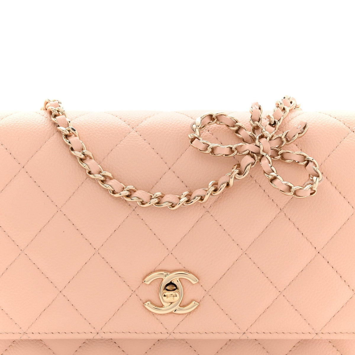Caviar Quilted CC Turnlock Wallet On Chain WOC Beige