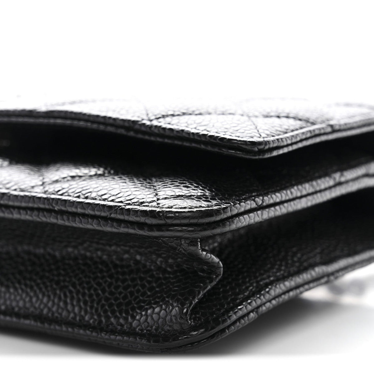 Caviar Quilted Wallet on Chain WOC Black