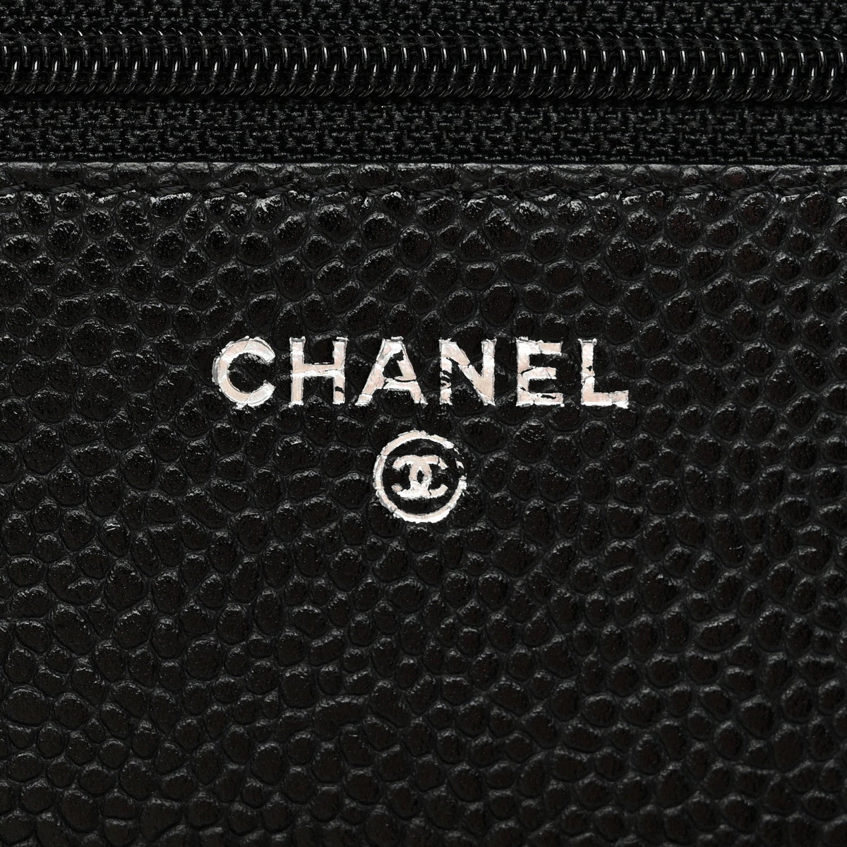 Caviar Quilted Wallet on Chain WOC Black