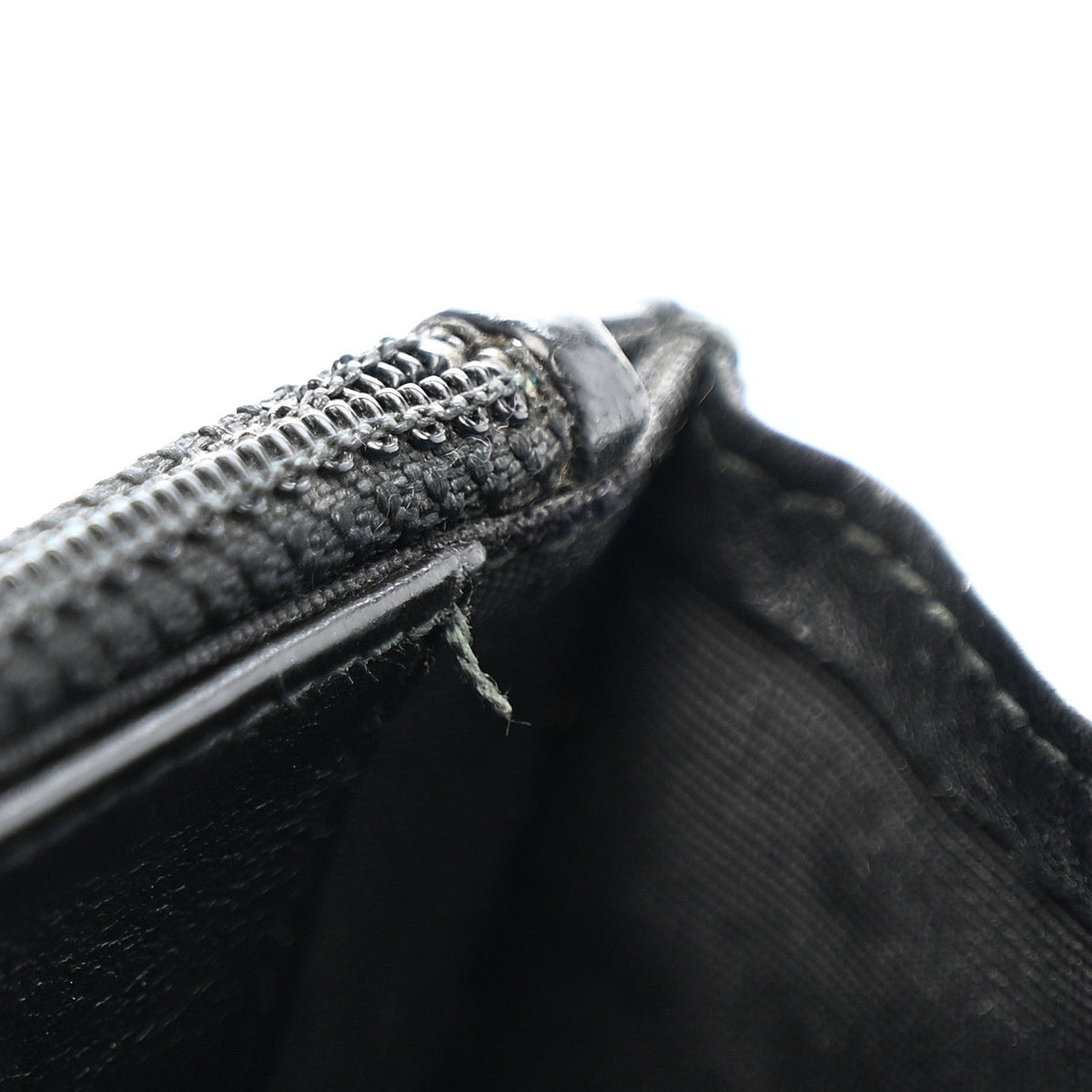 Crumpled Calfskin Quilted Wallet On Chain WOC So Black