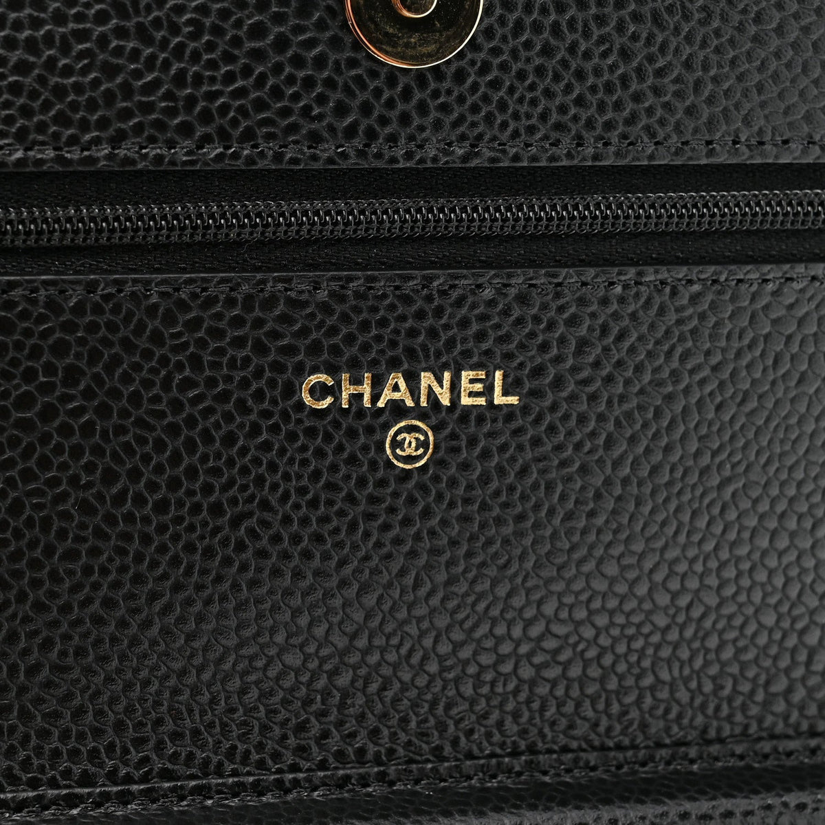 Caviar Quilted Wallet on Chain WOC Black