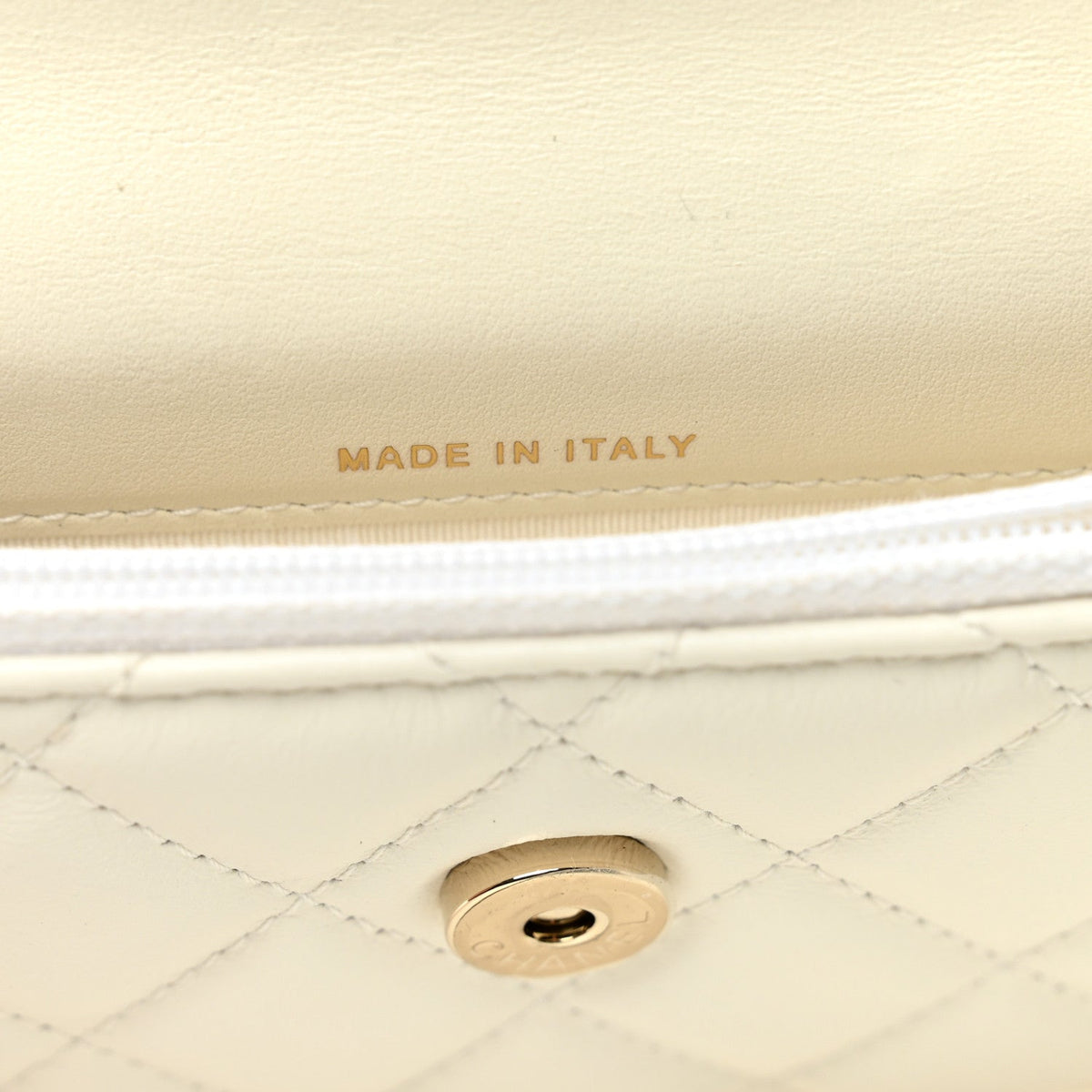 Calfskin Quilted Mini Maxi Pearls Wallet On Chain WOC White
