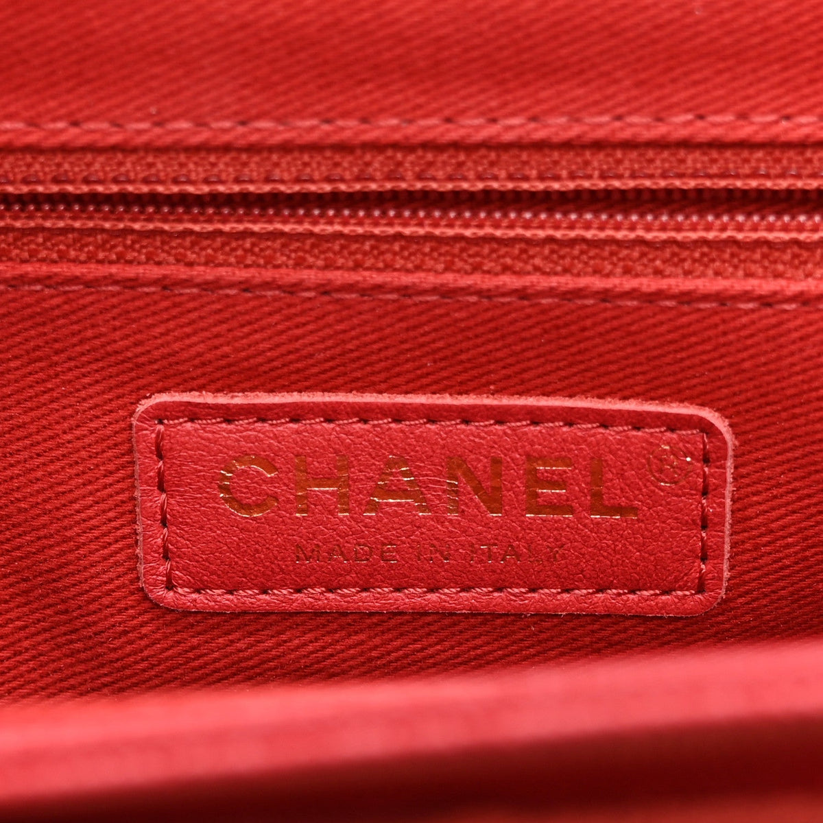 Caviar Quilted Small Business Affinity Flap Red