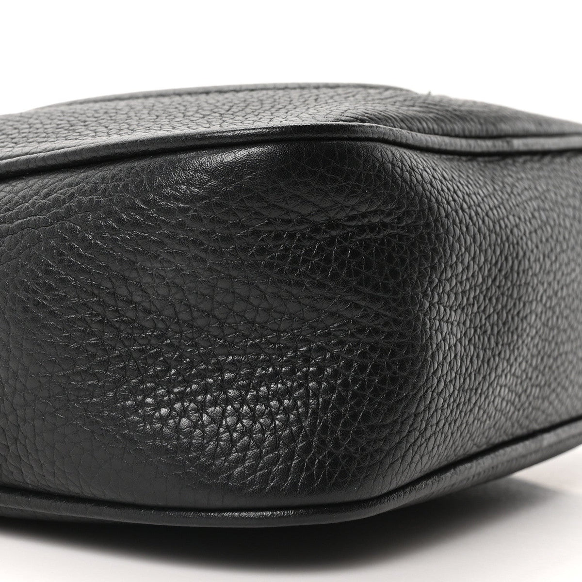 Pebbled Calfskin Small Soho Disco Bag Black