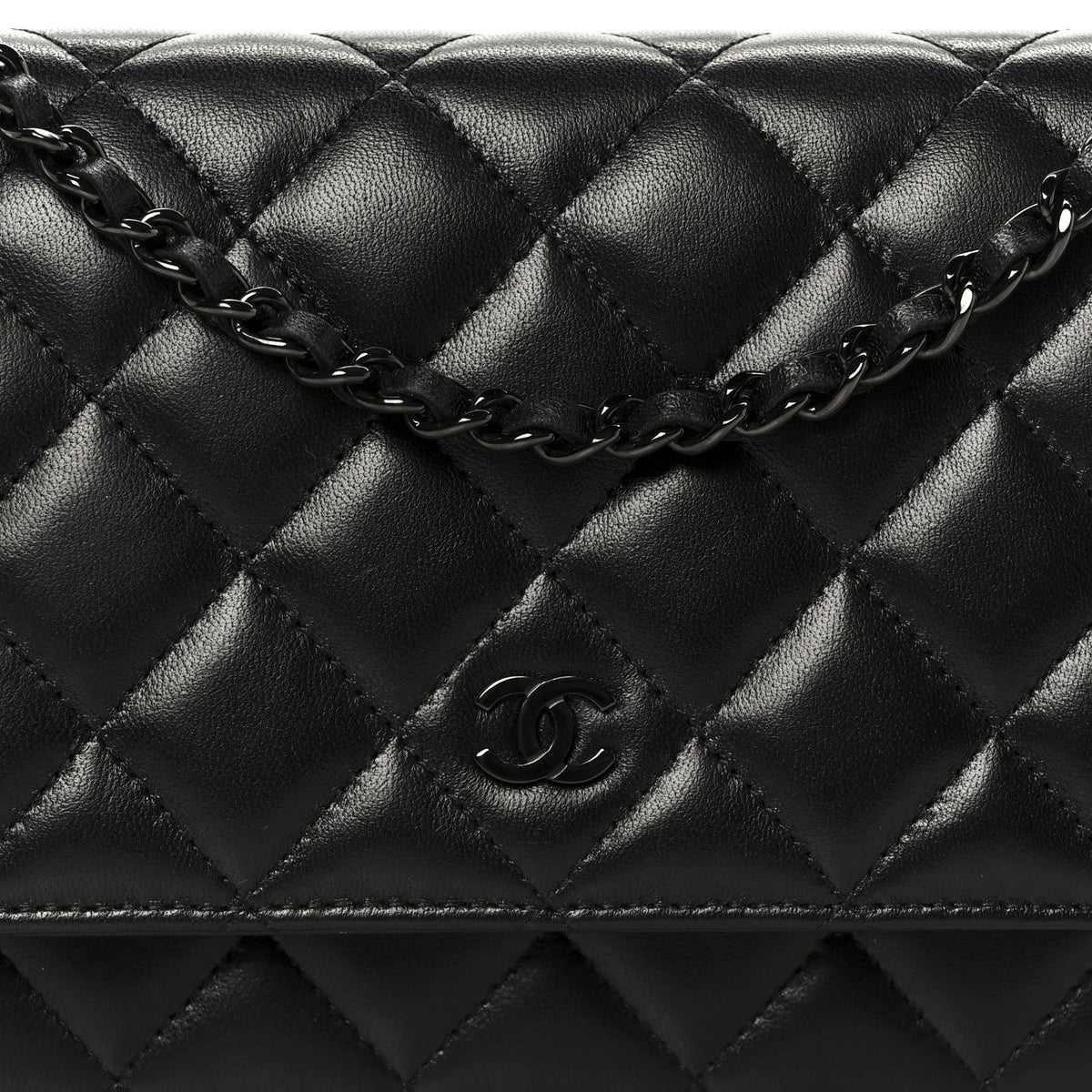 Lambskin Quilted Wallet On Chain WOC So Black