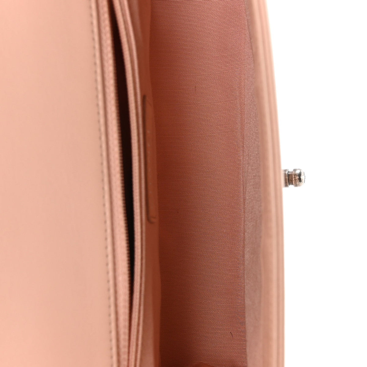 Calfskin New Medium Boy Flap Pink
