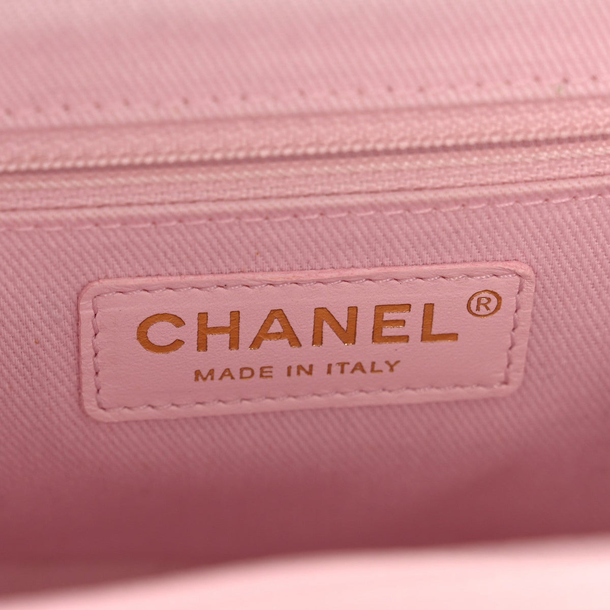 Caviar Quilted Medium Business Affinity Flap Light Pink