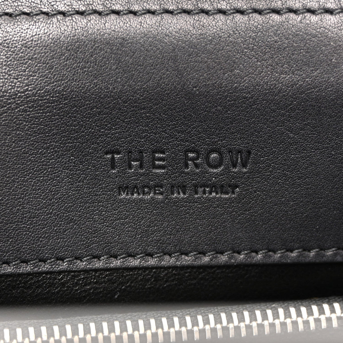Smooth Calfskin Peggy Bag Black