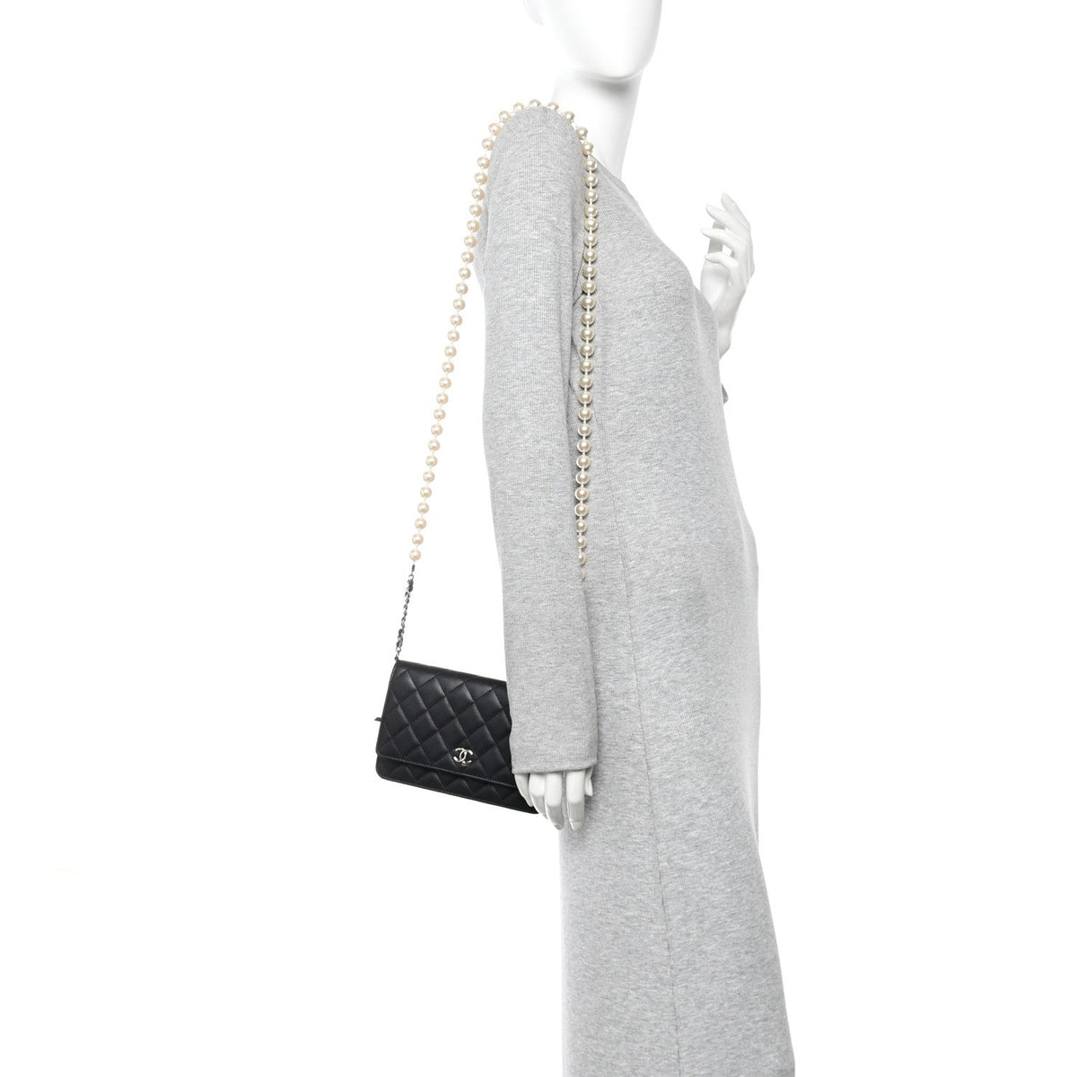Lambskin Quilted Pearl Wallet On Chain WOC Black