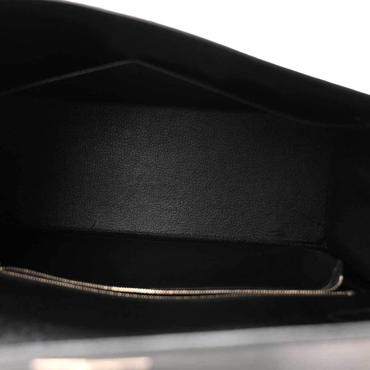 Epsom Kelly Sellier 35 Black