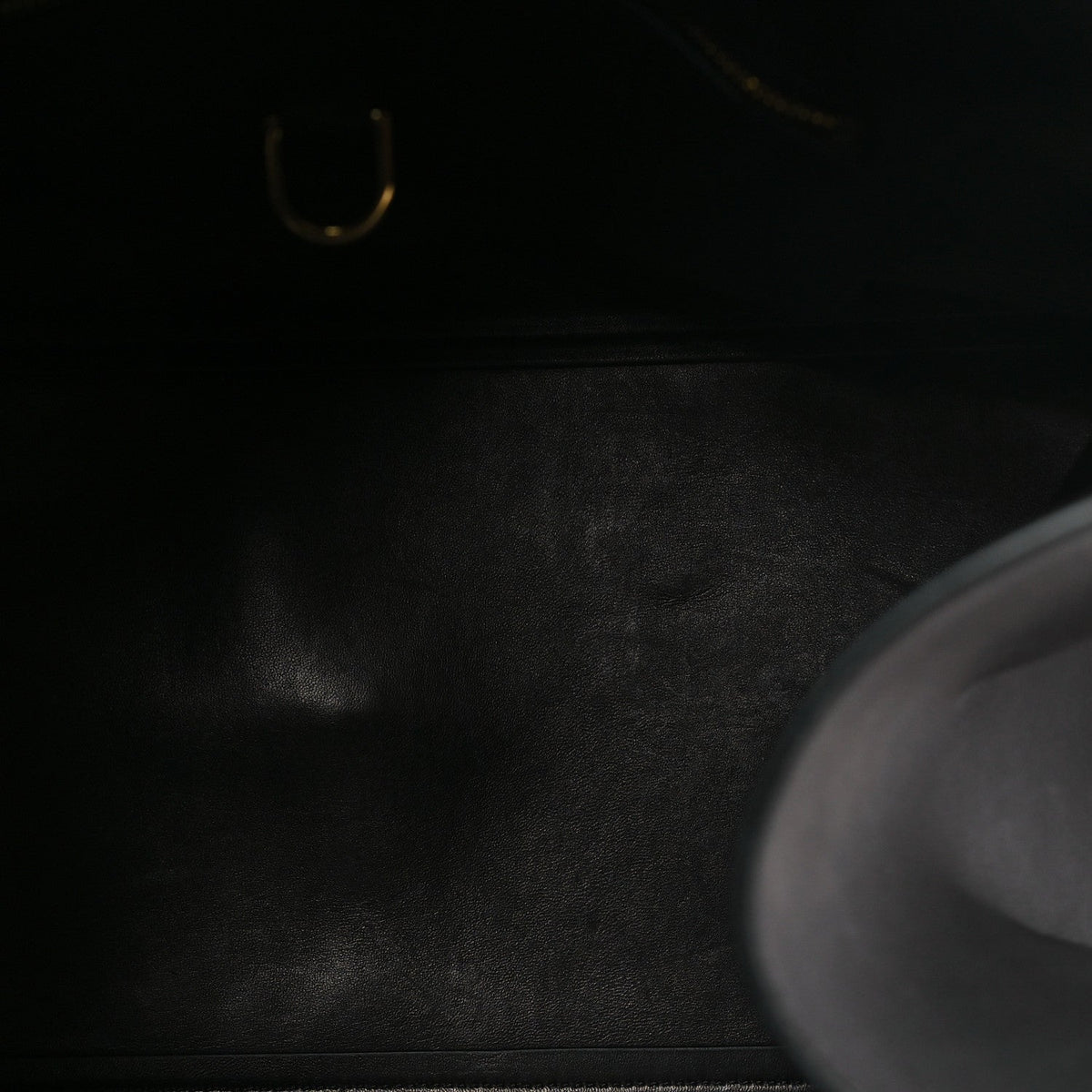Polished Saddle Calfskin Soft Margaux 17 Black